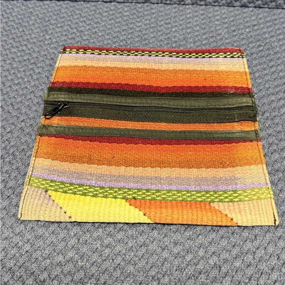 Checkbook Cover Aztec Design Multicolor - Picture 2 of 4